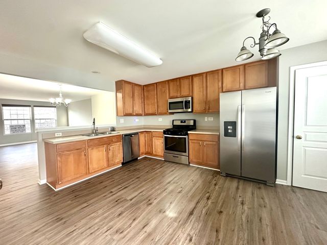 2518 Anna Way, Elgin, IL 60124