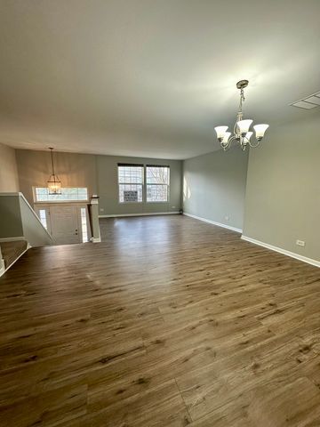 2518 Anna Way, Elgin, IL 60124