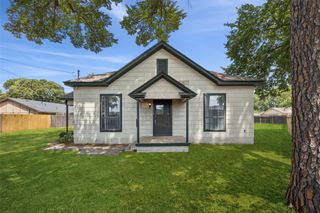 400 Matt Lane, Arlington, TX 76012
