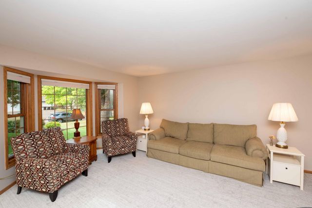 12175 Ilex Street NW, Coon Rapids, MN 55448