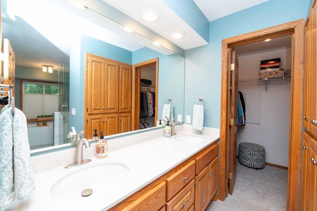 12175 Ilex Street NW, Coon Rapids, MN 55448