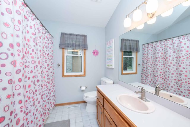 12175 Ilex Street NW, Coon Rapids, MN 55448