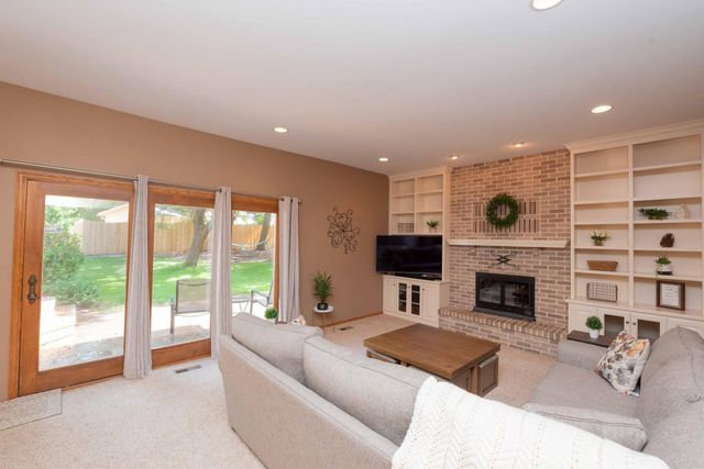 12175 Ilex Street NW, Coon Rapids, MN 55448