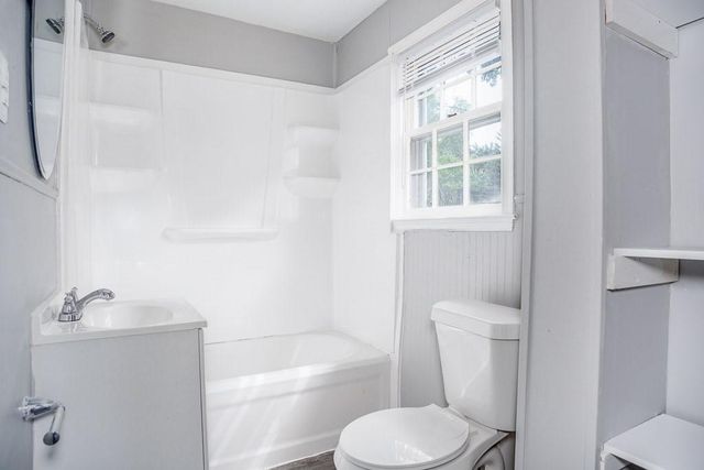 2660 Armstrong Avenue, Kansas City, KS 66102