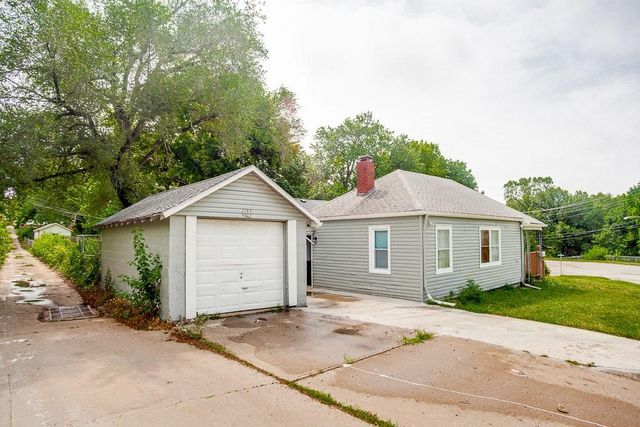 2660 Armstrong Avenue, Kansas City, KS 66102