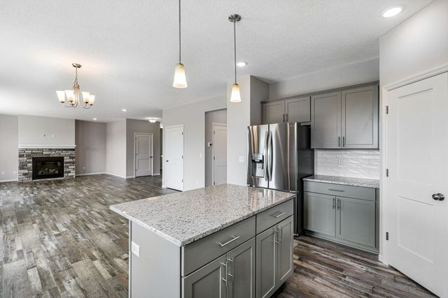 15735 157 Avenue, Savage, MN 55378