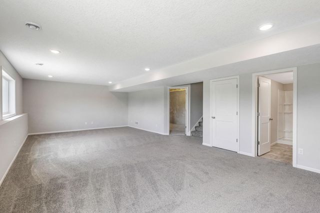 15735 157 Avenue, Savage, MN 55378