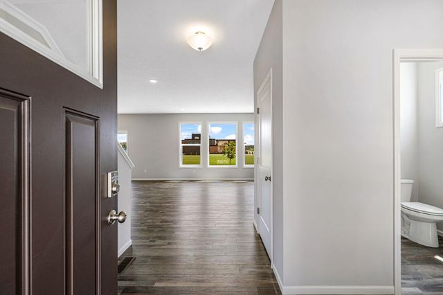 15735 157 Avenue, Savage, MN 55378