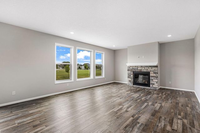 15735 157 Avenue, Savage, MN 55378