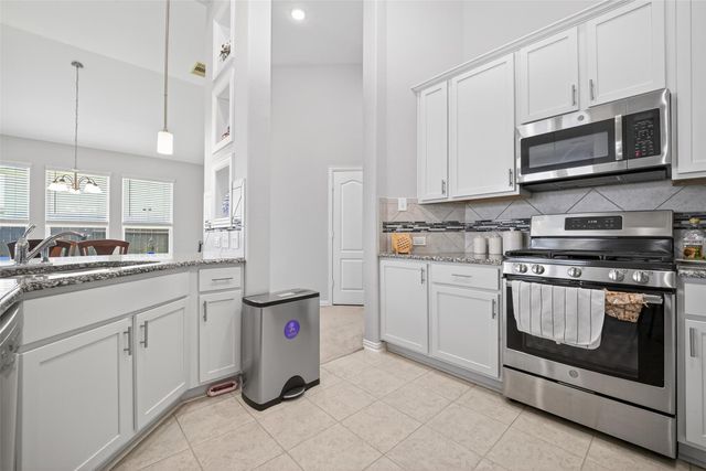 8710 Ruddy Duck Court, Baytown, TX 77521