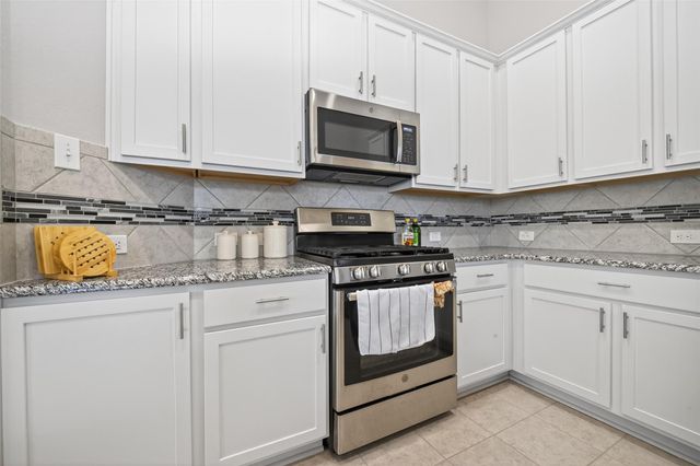 8710 Ruddy Duck Court, Baytown, TX 77521