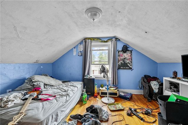 133 Hanover Avenue, Pawtucket, RI 02861