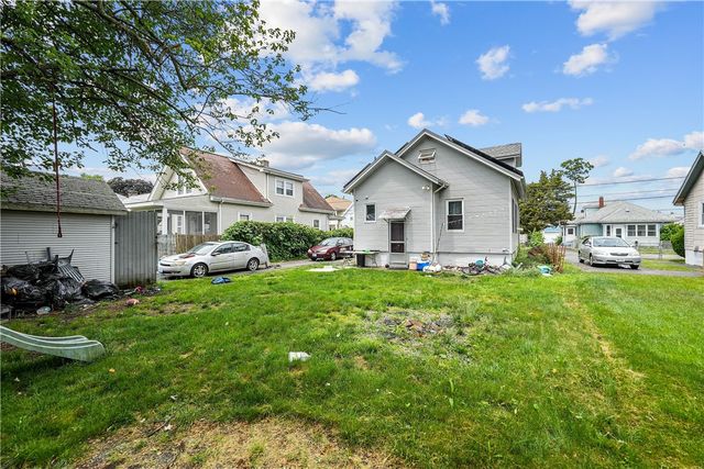 133 Hanover Avenue, Pawtucket, RI 02861