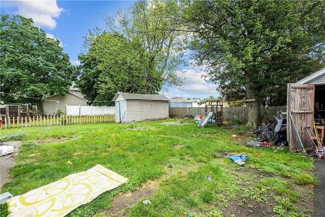 133 Hanover Avenue, Pawtucket, RI 02861