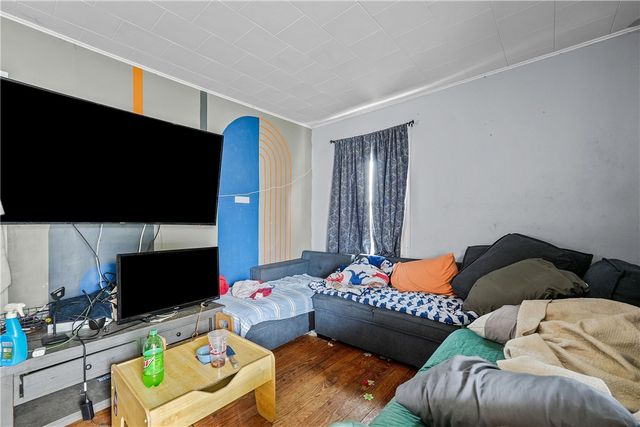 133 Hanover Avenue, Pawtucket, RI 02861