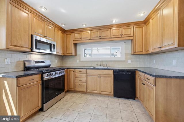 502 HAVERFORD RD, Ridley Park, PA 19078