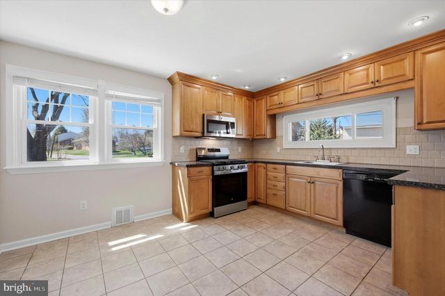 502 HAVERFORD RD, Ridley Park, PA 19078