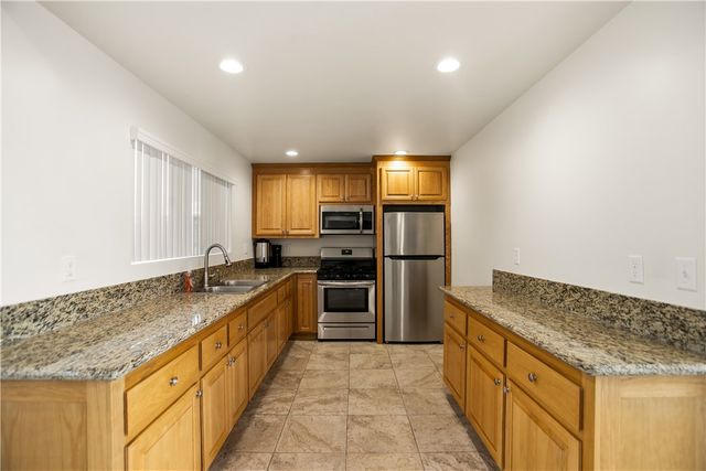 3667 VALLEY Boulevard 98, Pomona, CA 91768