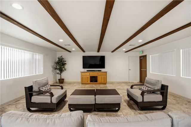 3667 VALLEY Boulevard 98, Pomona, CA 91768