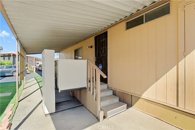 3667 VALLEY Boulevard 98, Pomona, CA 91768