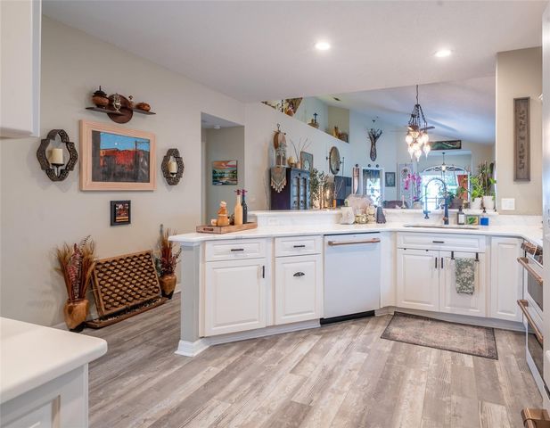 8027 SAINT ANDREWS WAY, Mount Dora, FL 32757