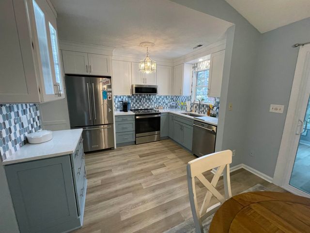 505 Night Heron Ct., Murrells Inlet, SC 29576