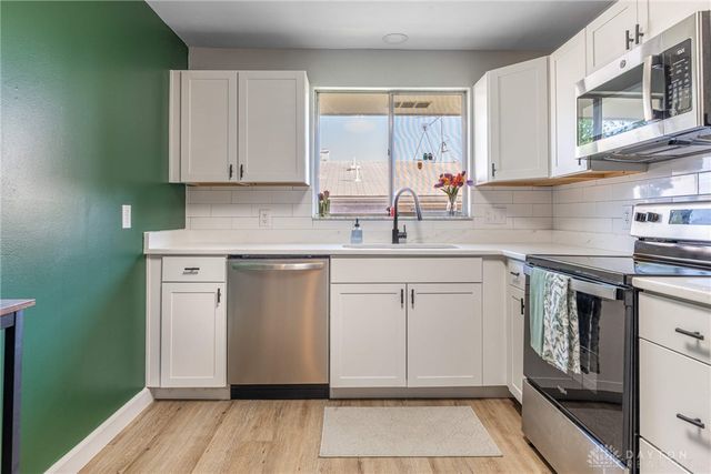 2740 Horstman Drive, Kettering, OH 45429