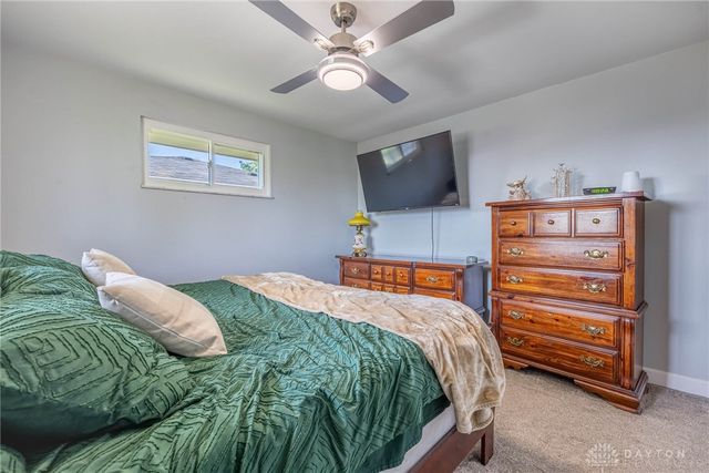2740 Horstman Drive, Kettering, OH 45429