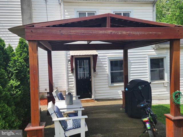 14 MILL ST, Bordentown, NJ 08505