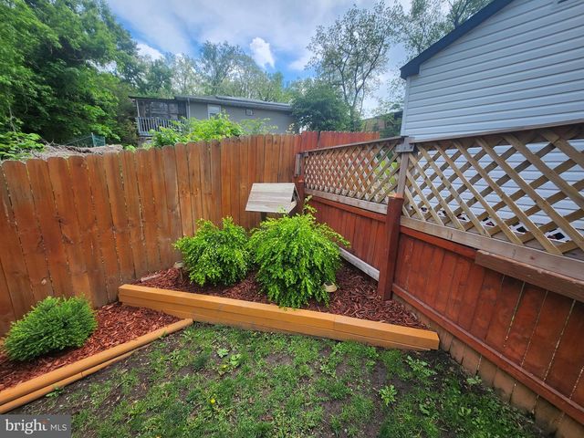 14 MILL ST, Bordentown, NJ 08505
