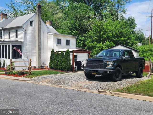 14 MILL ST, Bordentown, NJ 08505