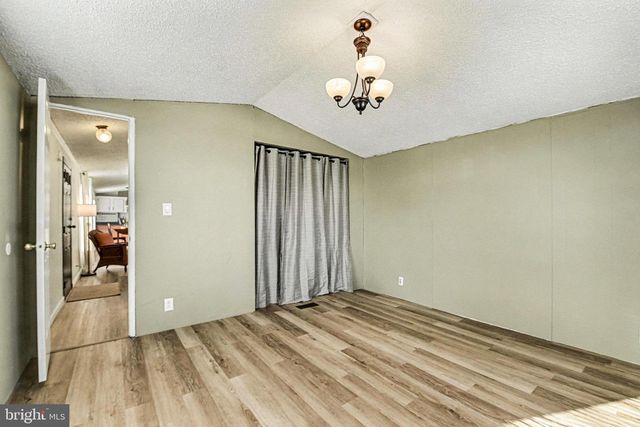 24 HATHAWAY DRIVE, Carlisle, PA 17015