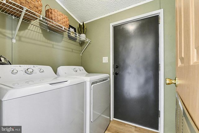 24 HATHAWAY DRIVE, Carlisle, PA 17015