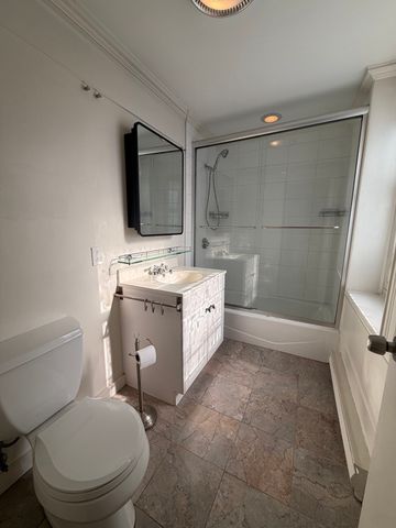 19 Salutation Street 32, Boston, MA 02109