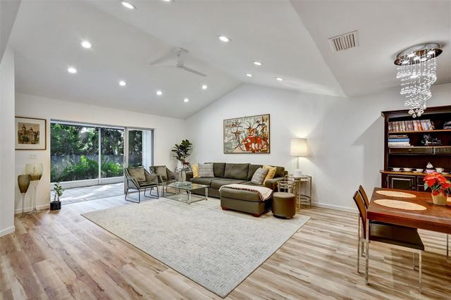 3448 TALLYWOOD CIRCLE 7050, Sarasota, FL 34237