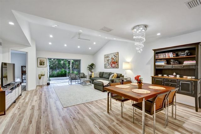 3448 TALLYWOOD CIRCLE 7050, Sarasota, FL 34237