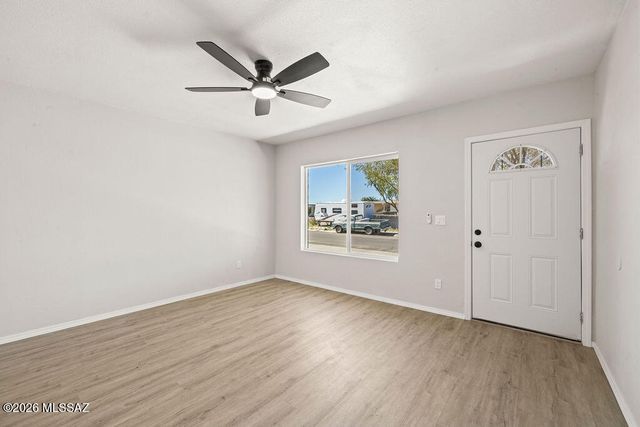 2437 S Saddleback Avenue, Tucson, AZ 85710