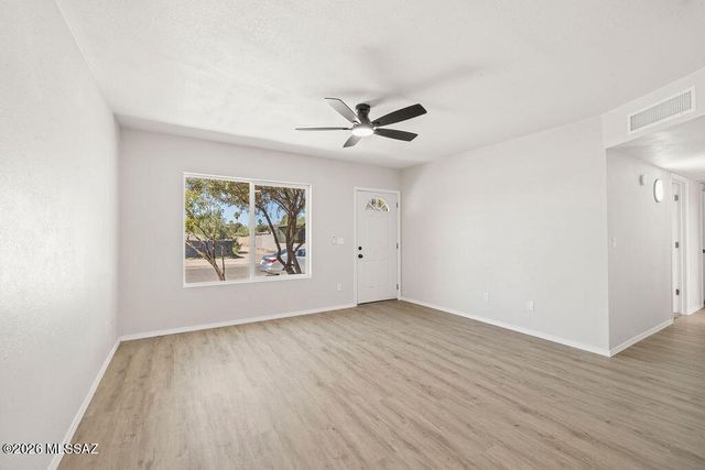 2437 S Saddleback Avenue, Tucson, AZ 85710