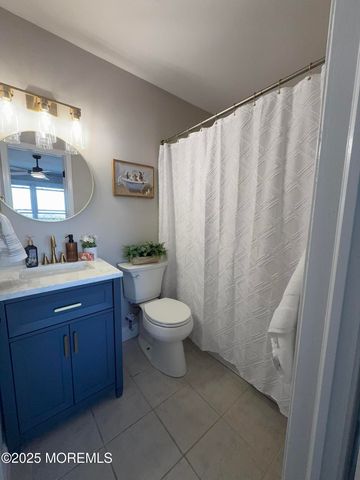 21 Beachway Avenue, Keansburg, NJ 07734