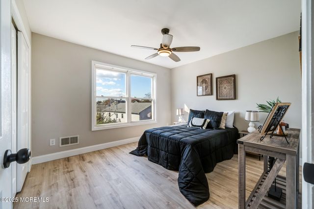 21 Beachway Avenue, Keansburg, NJ 07734