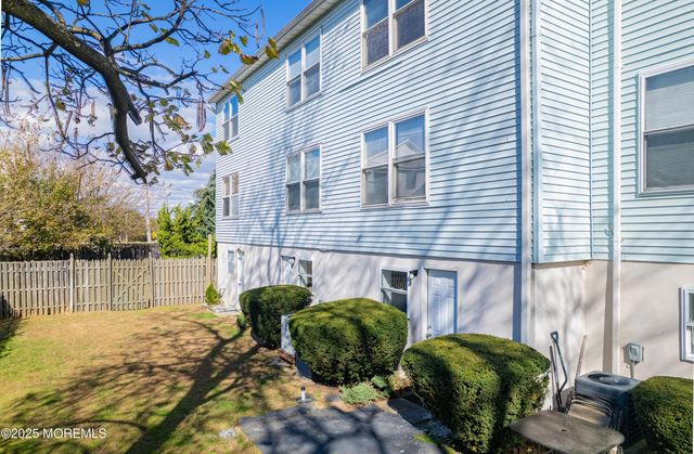 21 Beachway Avenue, Keansburg, NJ 07734