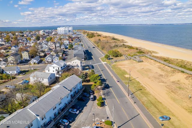 21 Beachway Avenue, Keansburg, NJ 07734