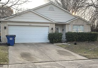 1802 Berkeley Drive, Glenn Heights, TX 75154