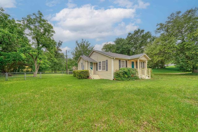 103 Fenton Rd, Longview, TX 75604
