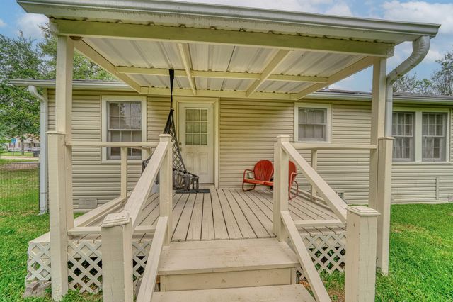 103 Fenton Rd, Longview, TX 75604