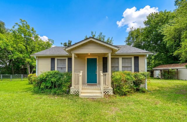 103 Fenton Rd, Longview, TX 75604