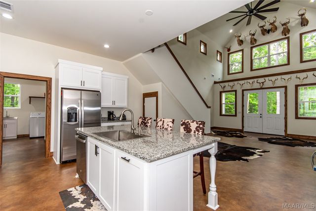 5595 Bradley Road, Wetumpka, AL 36092