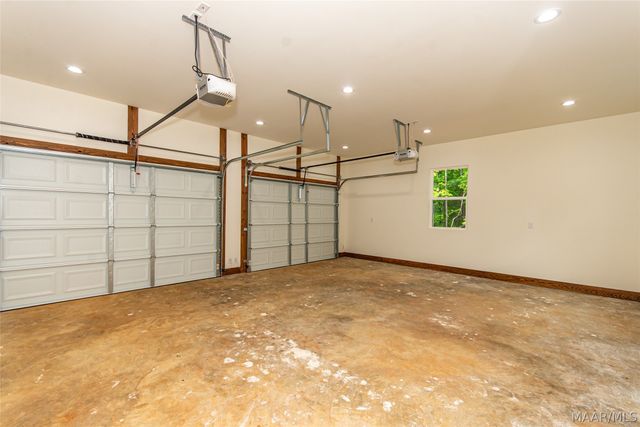 5595 Bradley Road, Wetumpka, AL 36092