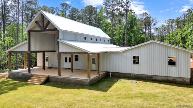 5595 Bradley Road, Wetumpka, AL 36092