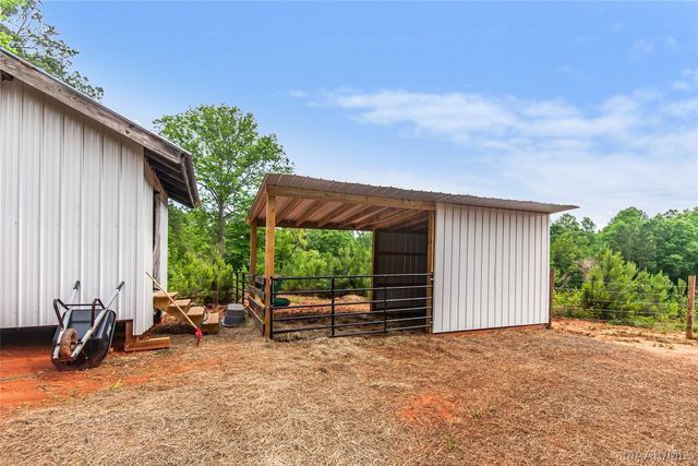 5595 Bradley Road, Wetumpka, AL 36092